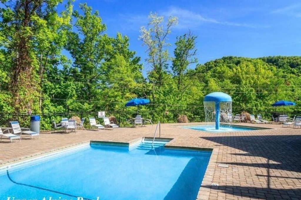 Million Dollar Views! 4 Bedroom, Sleeps 9, Close To National Park And 5 Mi To Gatlinburg! מראה חיצוני תמונה