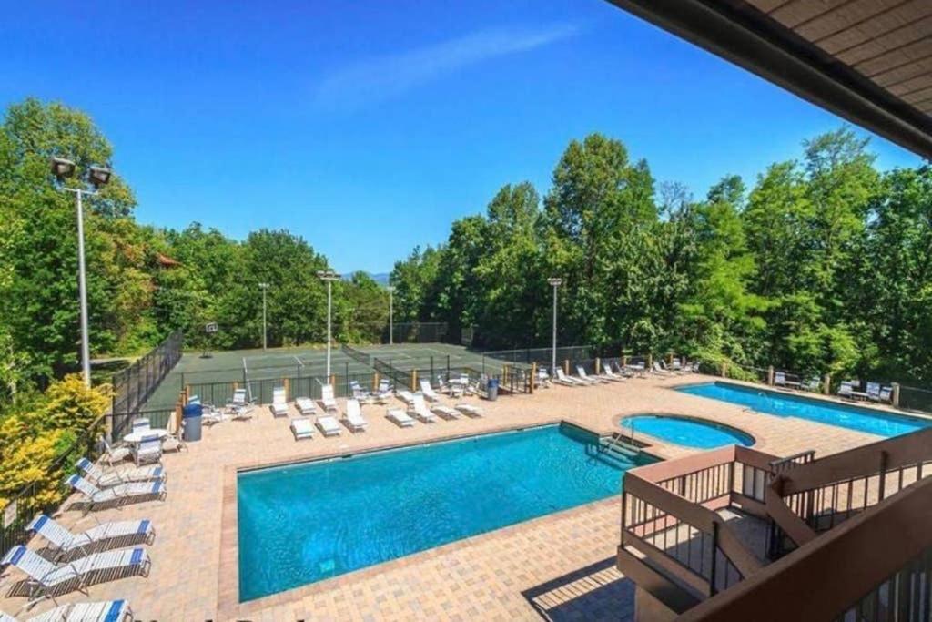 Million Dollar Views! 4 Bedroom, Sleeps 9, Close To National Park And 5 Mi To Gatlinburg! מראה חיצוני תמונה