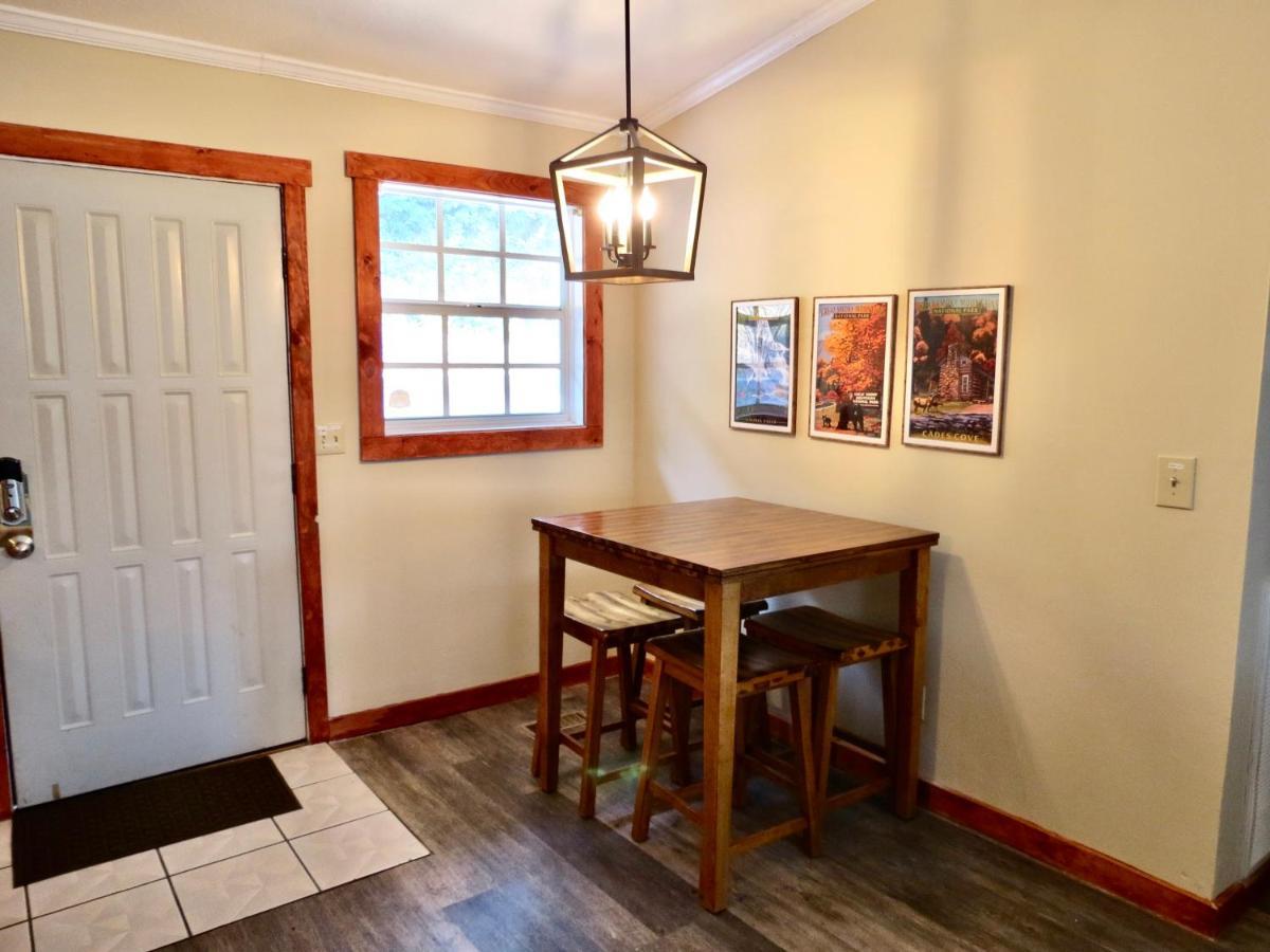 Million Dollar Views! 4 Bedroom, Sleeps 9, Close To National Park And 5 Mi To Gatlinburg! מראה חיצוני תמונה